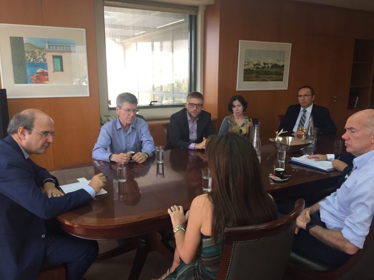 Συνάντηση Χατζηδάκη με τον διεθνούς φήμης οικονομολόγο Jeffrey Sachs