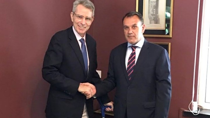 Συνάντηση Υπουργού Αμύνης με τον πρέσβη των ΗΠΑ