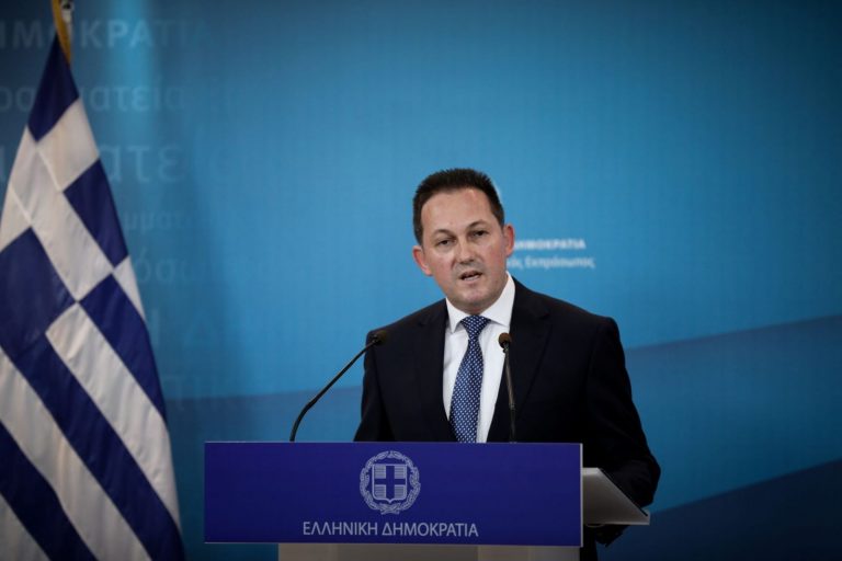 Πέτσας: Οι δανειστές δεν εκφράζουν αντίρρηση για μειώσεις στο φορολογικό