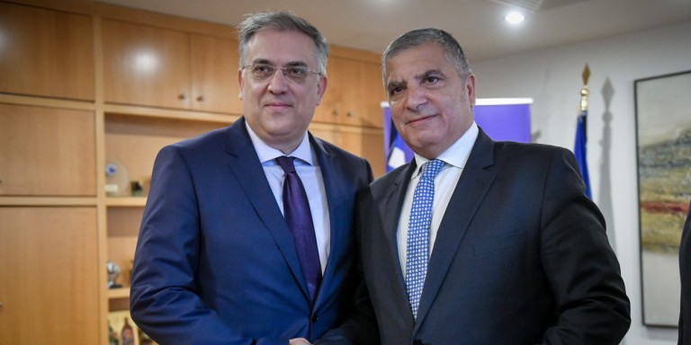 Νομοθετική ρύθμιση για να διασφαλιστεί η κυβερνησιμότητα σε Δήμους & Περιφέρειες