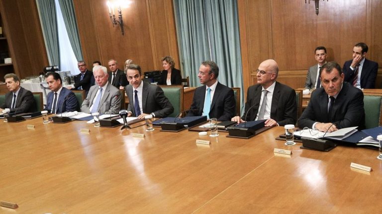 Επιτελικό κράτος με λιγότερο κομματισμό στο Δημόσιο