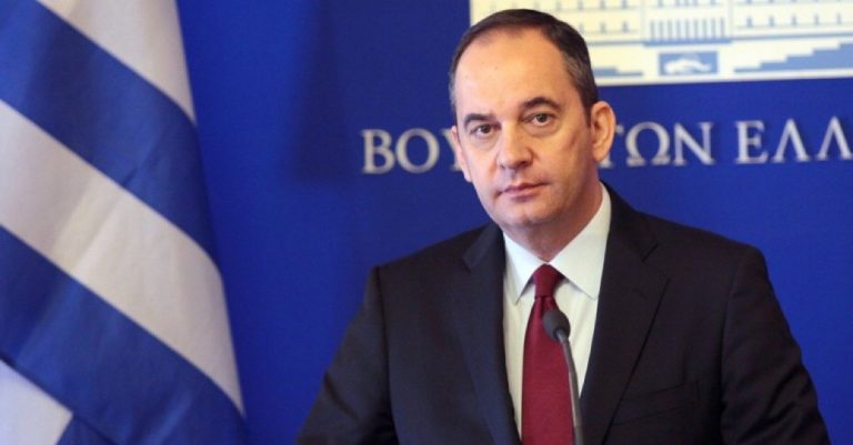 Πλακιωτάκης: «Οι εφοπλιστές πρέπει να επενδύσουν στην ελληνική σημαία»