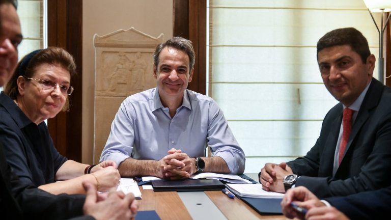 Οι αποφάσεις της σύσκεψης στο υπουργείο πολιτισμού (vid)