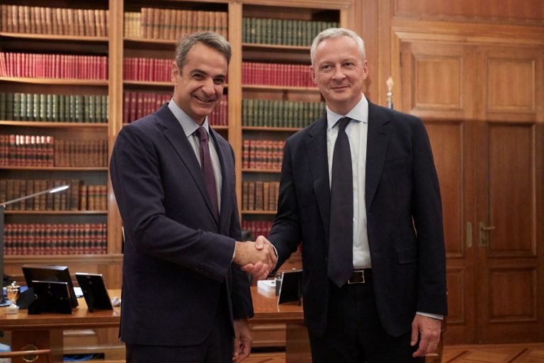 Tο νέο αναπτυξιακό πλαίσιο που δημιουργεί η Ελληνική Κυβέρνηση στο επίκεντρο της συνάντησης Μητσοτάκη – Λε Μερ