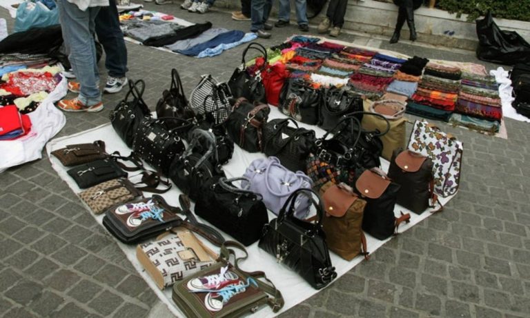 ΓΓΕκΠΚ: Νέα μέτρα κι έλεγχοι για την πάταξη του παρεμπορίου