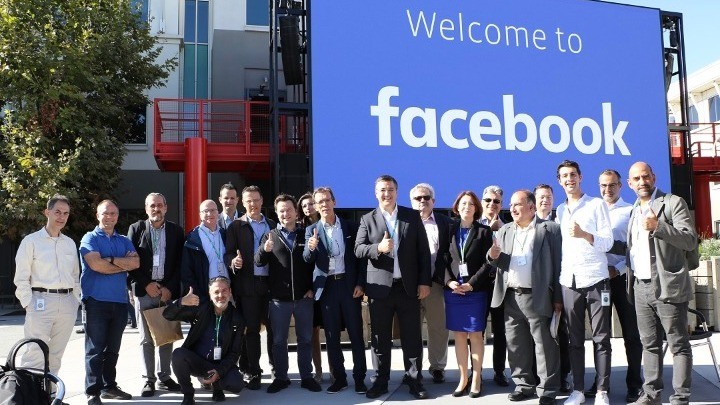 Παράρτημα του Facebook στην Θεσσαλονίκη θέλει ο Τζιτζικώστας