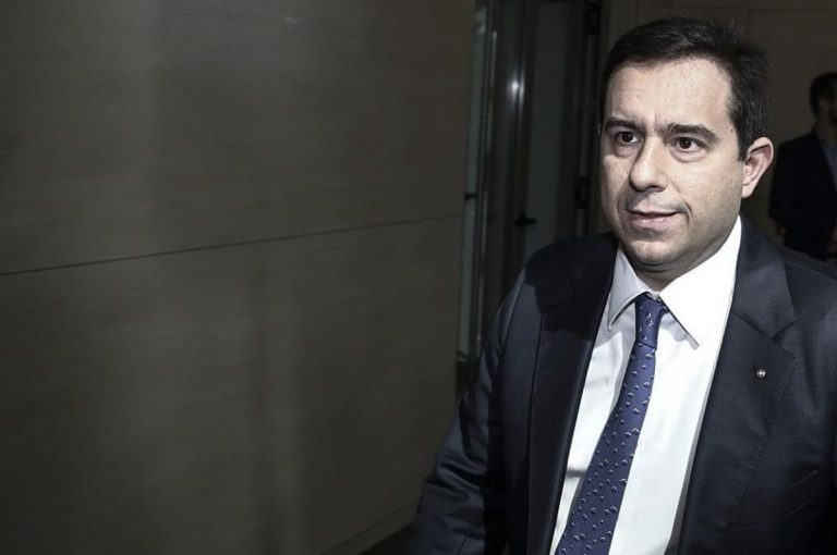 Με δικηγόρους στις Περιφέρειες «τρέχουν» οι επιστροφές αιτούντων άσυλο