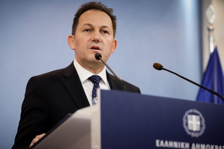 Ο Στέλιος Πέτσας ανακάλεσε την ενίσχυση των εφημερίδων Πέτσας_εφημερίδες