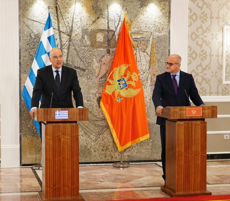 Επίσκεψη Δένδια στο Μαυροβούνιο