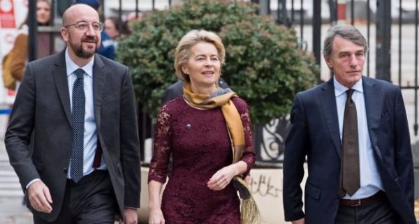 Σήμερα θα πετάξει πάνω από τον Έβρο ο Μητσοτάκης με την πρόεδρο της Κομισιόν