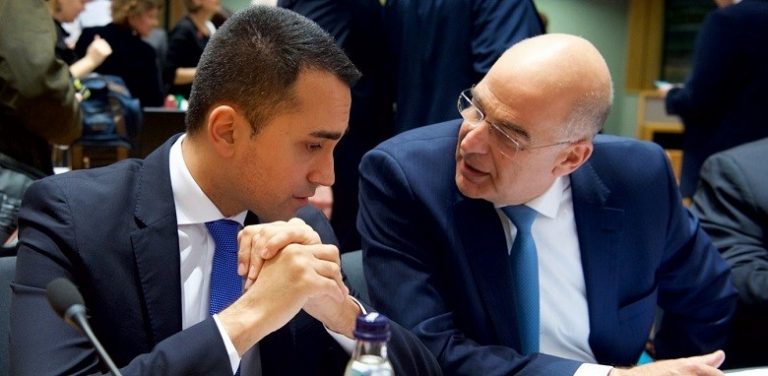 Δένδιας σε Ντι Μάιο: Έτοιμη η Ελλάδα να συνδράμει την Ιταλία