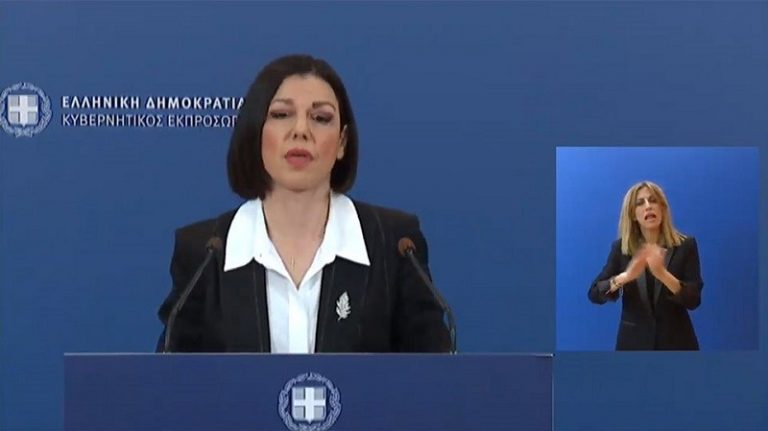 Αναπληρώτρια κυβερνητική εκπρόσωπος: Κλείνουν τα εμπορικά καταστήματα από Τετάρτη