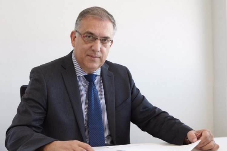 Θεοδωρικάκος: Οι Δήμοι μπορούν να απαλλάξουν από δημοτικά τέλη επιχειρήσεις που έχουν πληγεί