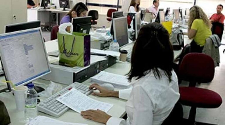 Κορονοϊός: Έρχεται κλιμακωτό ωράριο στο δημόσιο