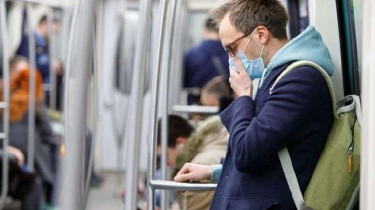 «Τσουχτερά» πρόστιμα σε όσους δεν τηρούν τα μέτρα – 150 ευρώ για τη μη χρήση μάσκας