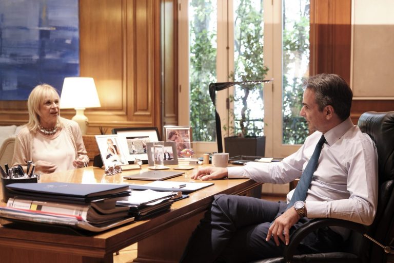 Στο Μαξίμου η Άννα Φόνσου – Τι συζήτησε με τον πρωθυπουργό