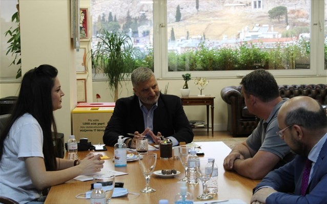 Με τον πρόεδρο των Ελλήνων Ρομά συναντήθηκε ο Πατούλης