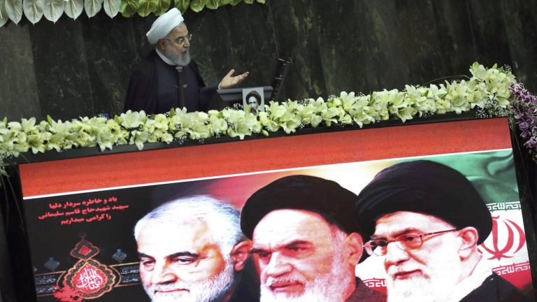 To Ιράν εξέδωσε ένταλμα σύλληψης κατά του Τραμπ για τη δολοφονία Σουλεϊμανί