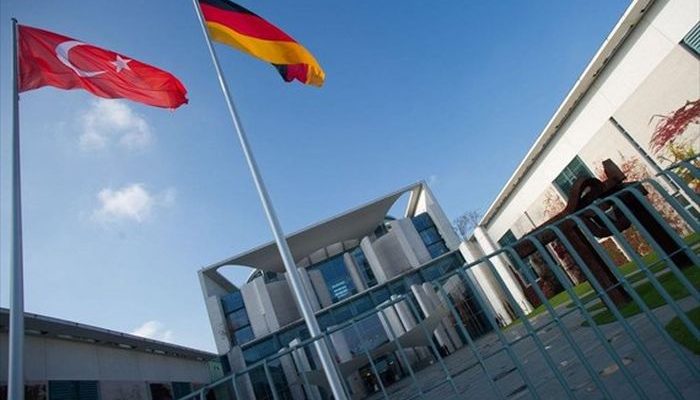 Γερμανικά πυρά κατά Άγκυρας: Δεν βοηθούν στην αποκλιμάκωση οι γεωτρήσεις