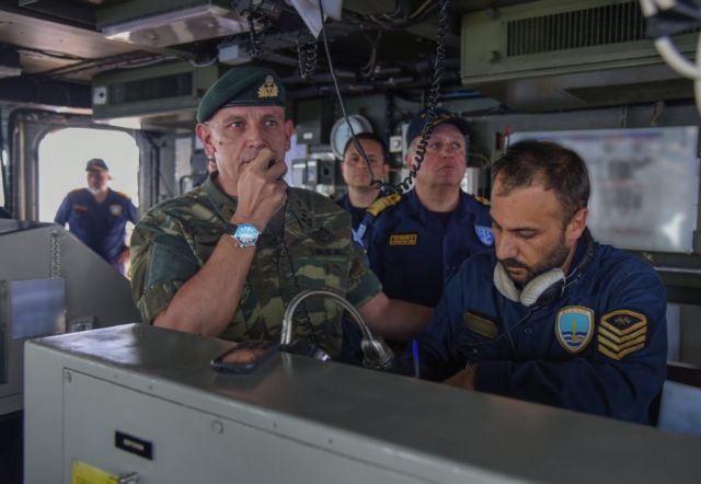 Επίσκεψη του Αρχηγού ΓΕΕΘΑ στο Κέντρο Επιχειρήσεων του Αρχηγείου Στόλου