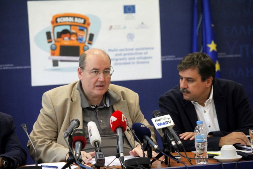 Φίλης: Το σχέδιο για το άνοιγμα των σχολείων πήγε… διακοπές