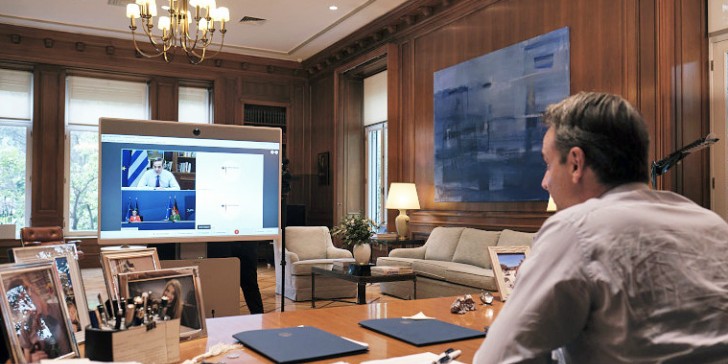 Επικοινωνία Μητσοτάκη με Φον ντερ Λάιεν και Άνγκελα Μέρκελ για το προσφυγικό