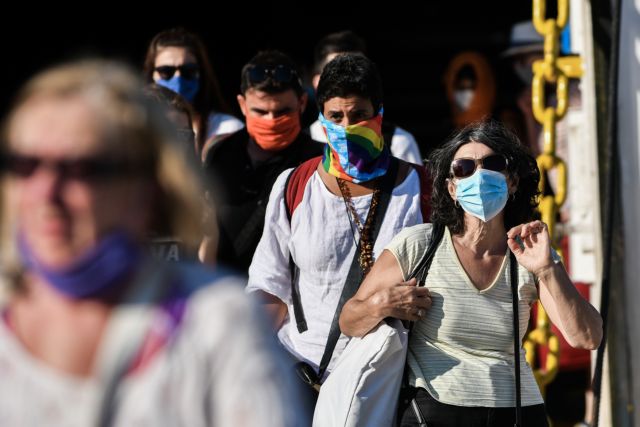 Από αύριο τα νέα μέτρα- Δεν σώνεται η κατάσταση λέει ο καθηγητής Δερμιτζάκης