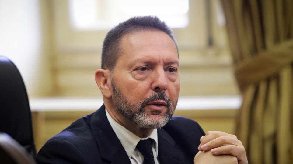 Διοικητής ΤτΕ: Ύφεση της τάξης του 9,4% για το 2020