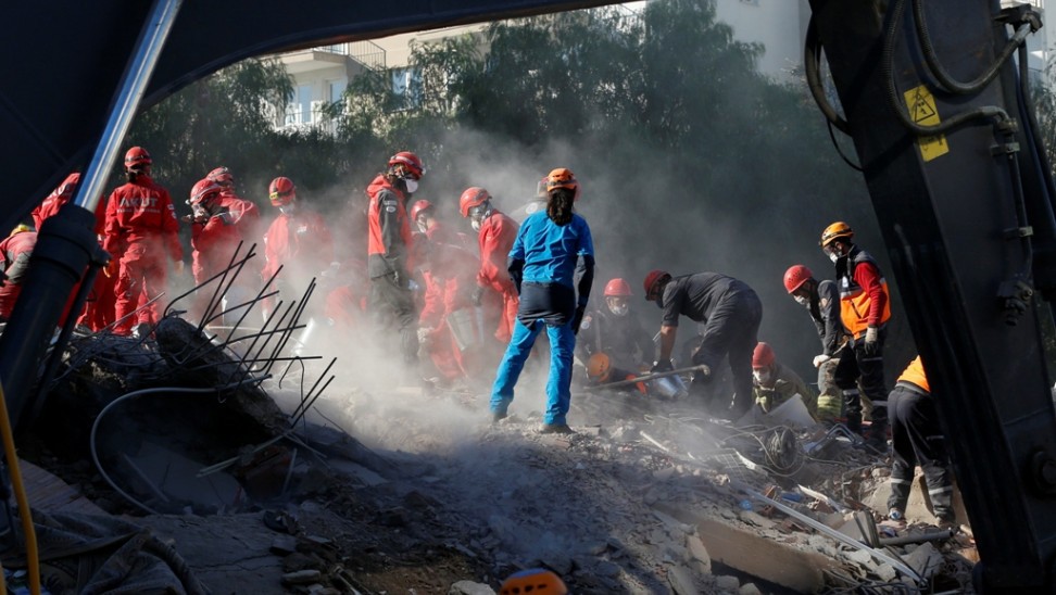 Σμύρνη: Στου 91 οι νεκροί μέχρι αυτή την ώρα