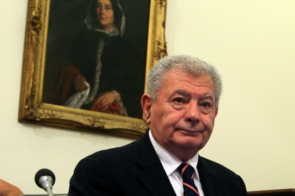Νέα στοιχεία για τον θάνατο Βαλυράκη: Το τραύμα στο κεφάλι που προβληματίζει τις Αρχές ‒ Συλλυπητήρια Γεννηματά – Τσίπρα Σήφης Βαλυράκης