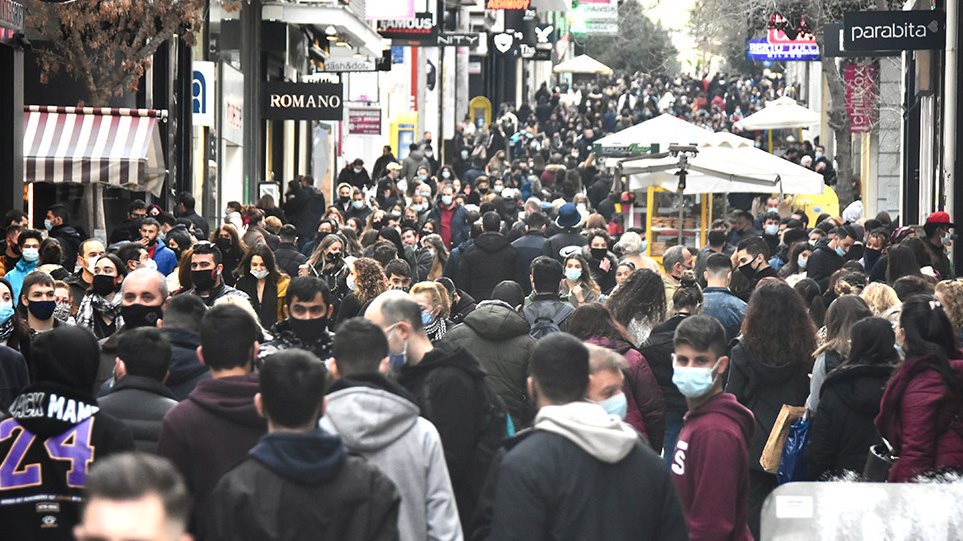 Καπραβέλος: «Η πολιτεία πρέπει να πάρει μέτρα χρονικού περιορισμού» συνωστισμός στην Ερμού - Άμεσα μέτρα χρονικού περιορισμού