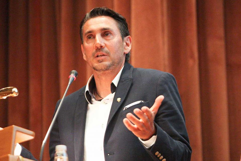 Ο Κακλαμανάκης είχε καταγγείλει την Ομοσπονδία επί ΣΥΡΙΖΑ – Τι είχαν απαντήσει Νίκος Κακλαμανάκης δηλώσεις για την Ομοσπονδία