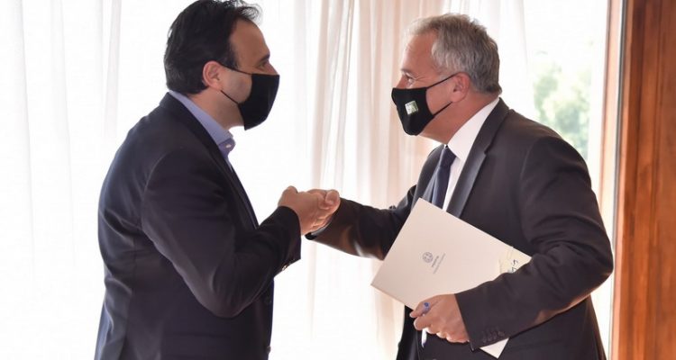 Βορίδης – Πέτσας στην ΚΕΔΕ: Ο νέος εκλογικός νόμος άμεση προτεραιότητά μας Ο Δημήτρης Παπαστεργίου μαζί με τον υπουργό Εσωτερικών Μάκη Βορίδη