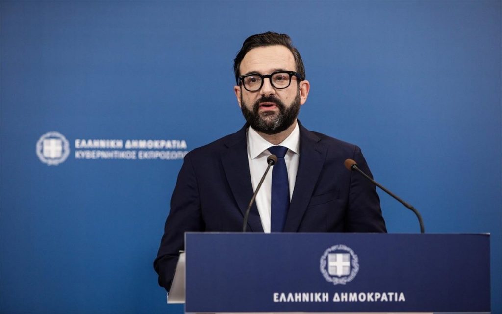 Ταραντίλης: Το σχέδιο εμβολιασμού εξελίσσεται ομαλά Χρήστος Ταραντίλης ενήμερωση πολιτικών συντακτών