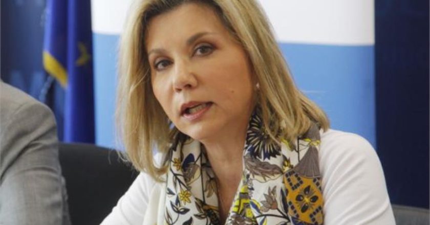 Ζέττα Μακρή