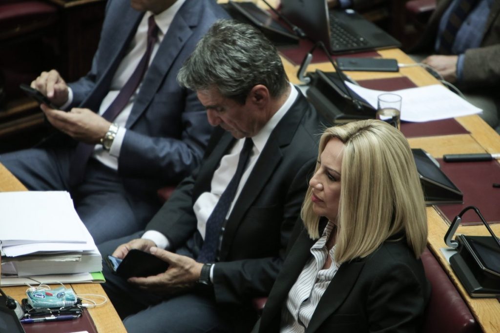“Βαρούν τα σήμαντρα” στο ΚΙΝΑΛ: Η Γεννηματά καθαίρεσε τον Λοβέρδο Λοβέρδος Γεννηματά Βουλή