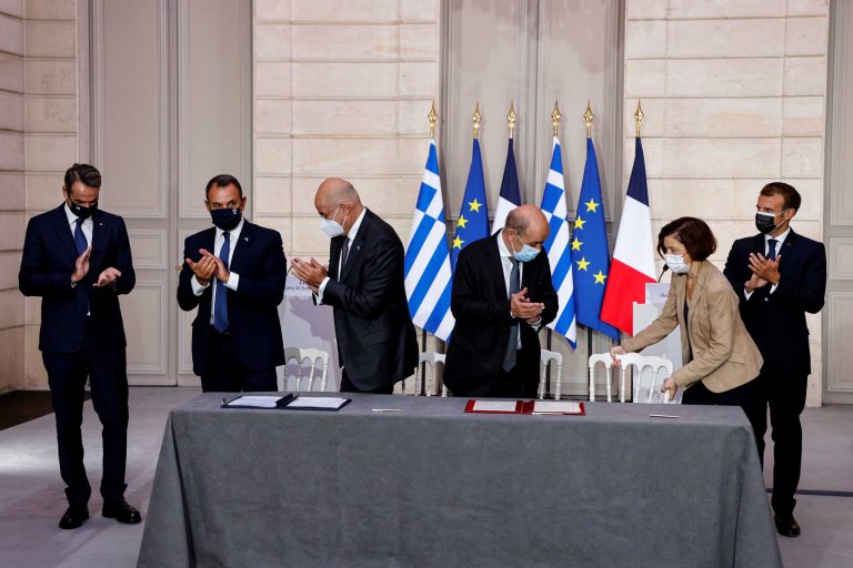 Στην Πέμπτη 7 Οκτωβρίου στη Βουλή η ψήφιση της Συμφωνίας Ελλάδας – Γαλλίας